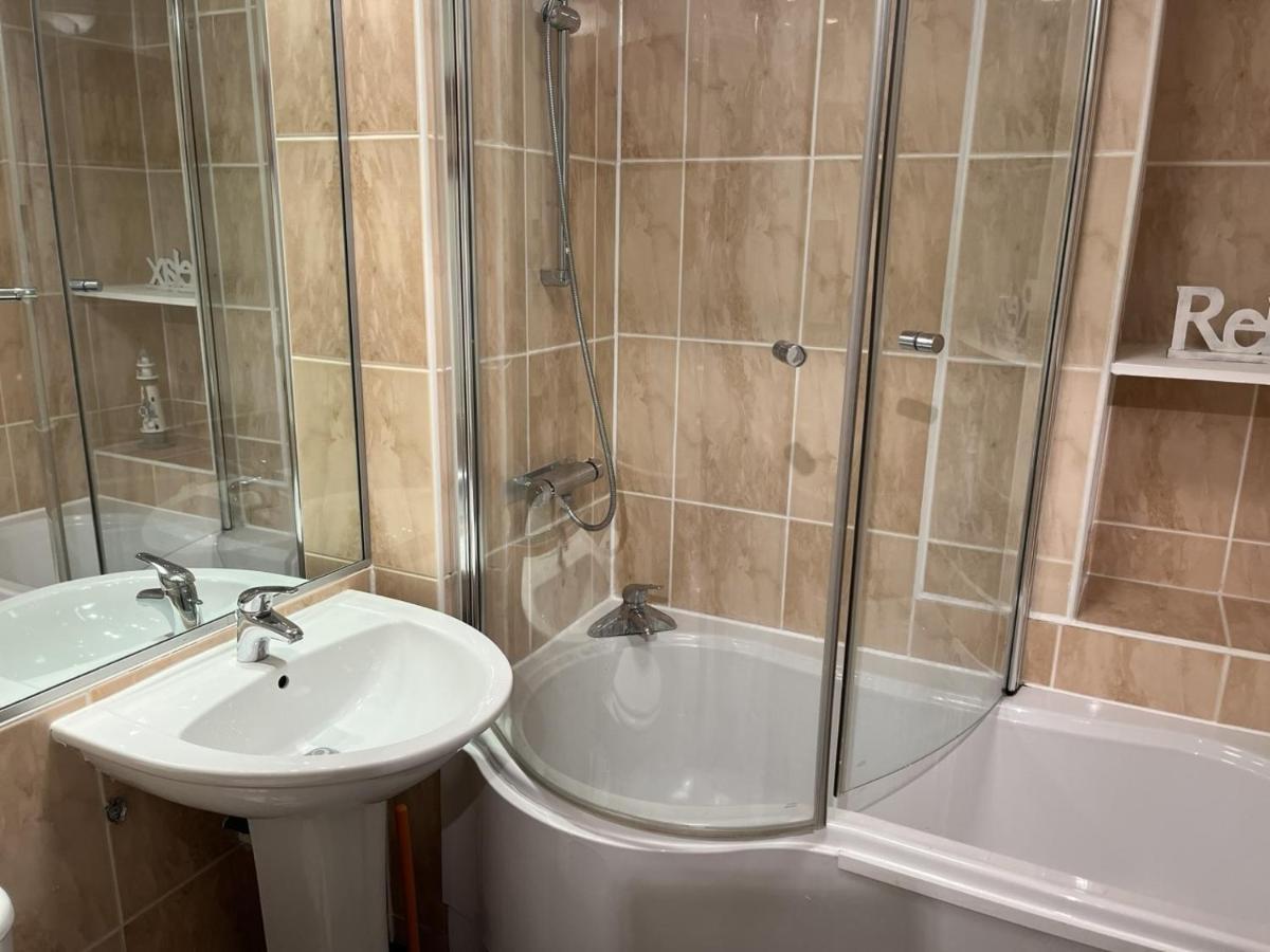 Royal Mile Mansions 2 Bedroom - Edinburgh City Centre Eksteriør billede