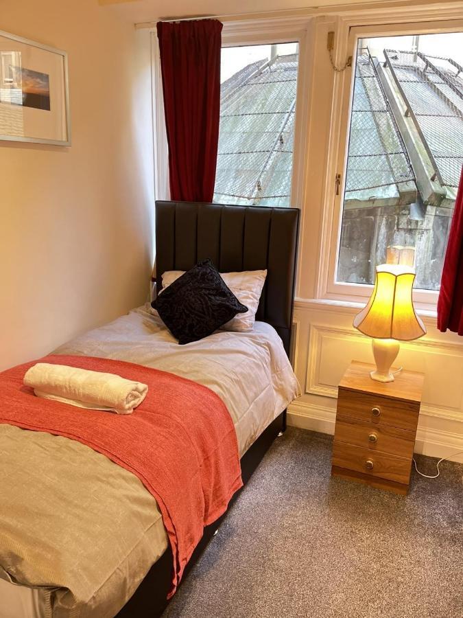 Royal Mile Mansions 2 Bedroom - Edinburgh City Centre Eksteriør billede